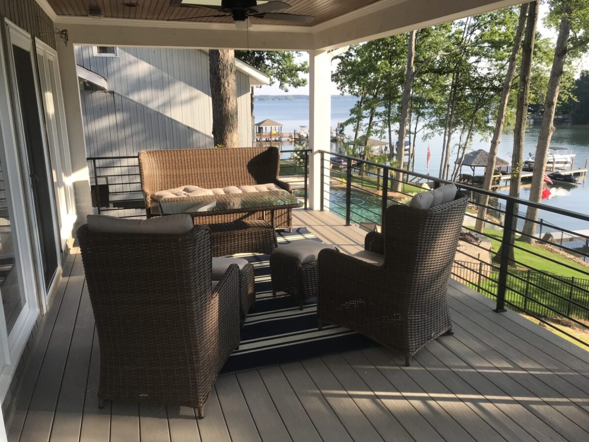 Lakeside Deck Retreat